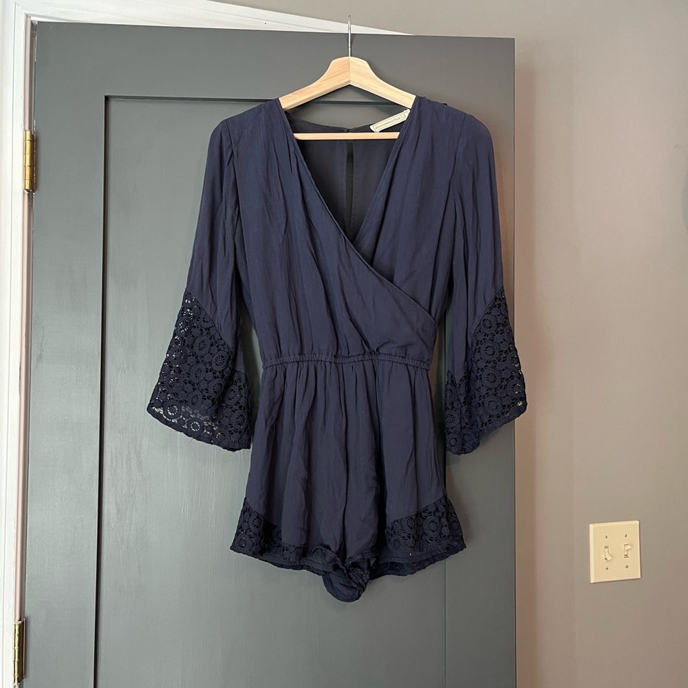 Abercrombie romper. Navy blue. Size small